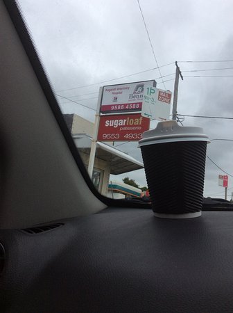 Sugarloaf Patisserie - Lightning Ridge Tourism 0