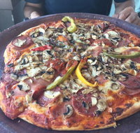 Russos Pizzeria - Lightning Ridge Tourism