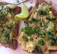 The Silly Goat - Lightning Ridge Tourism