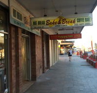 The Bake  Break Coffee Bar - Lightning Ridge Tourism