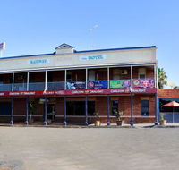 The Railway Hotel - Lightning Ridge Tourism