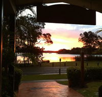 Riverside Tavern - Lightning Ridge Tourism
