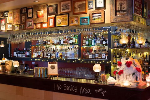 Shorty's - Lightning Ridge Tourism 0