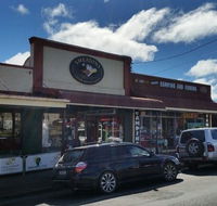 Smeatons Bakery - Lightning Ridge Tourism