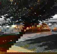 The Cottage - Lightning Ridge Tourism