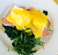 The Point Cafe - Lightning Ridge Tourism