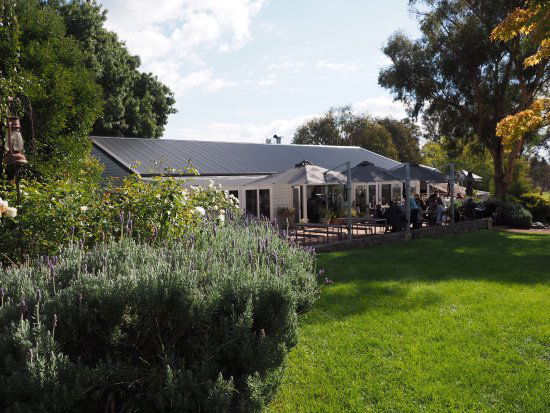 Avonmore ACT Lightning Ridge Tourism