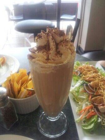 Brewsters Cafe - Lightning Ridge Tourism 0