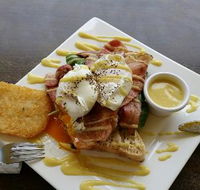 Medowie Macadamias - Lightning Ridge Tourism