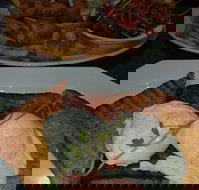 T on the Square - Lightning Ridge Tourism