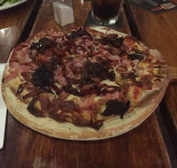 The Lighthouse Pub - Lightning Ridge Tourism
