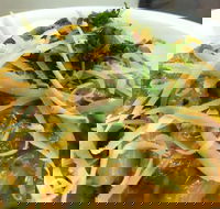 Burgastronomy - Hyde Park - Lightning Ridge Tourism