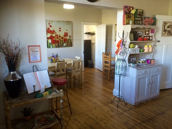 Piallaway ACT Lightning Ridge Tourism