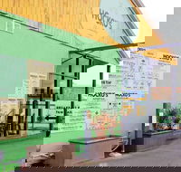 Hocko's Chicken Shop - Lightning Ridge Tourism