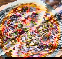 Pizza E Vino - Lightning Ridge Tourism