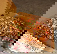 Steves Pizza  Kebabs - Lightning Ridge Tourism