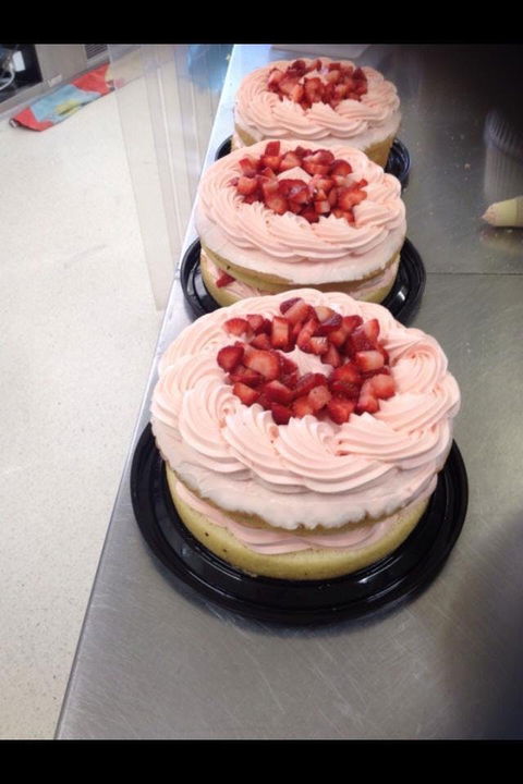Beachmere Bakery - Bribie Island - Lightning Ridge Tourism 0