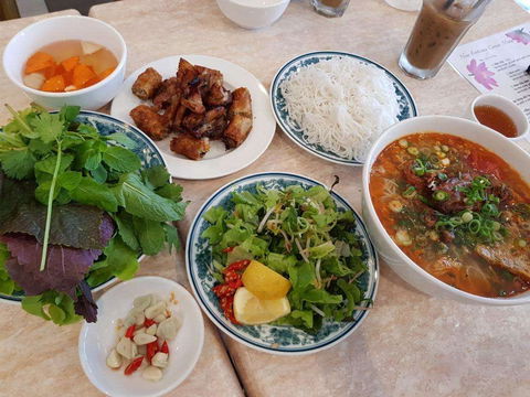 Bun Cha Co Dao - Lightning Ridge Tourism 0