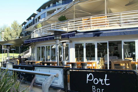 Port Bar & Restaurant - Lightning Ridge Tourism 0