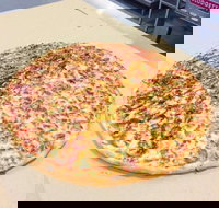 Rocky's Pizza - Lightning Ridge Tourism