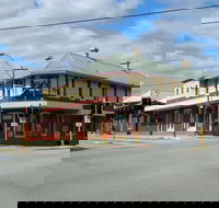 Secret Begining cafe - Lightning Ridge Tourism
