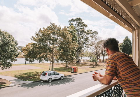The Heritage Hotel Of Gladstone - Lightning Ridge Tourism 0
