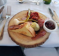 Conservatory Restaurant - Lightning Ridge Tourism