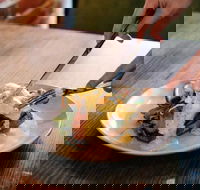 Dingles Cafe  Bar - Lightning Ridge Tourism