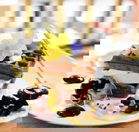 Down The Rabbit Hole - Lightning Ridge Tourism