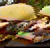 Fire  Brimstone BBQ- Hillside Hotel - Lightning Ridge Tourism