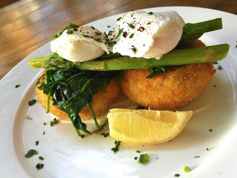 Cafe La Mer - Lightning Ridge Tourism 0