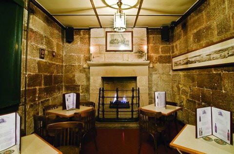 The Hero Of Waterloo Hotel - Lightning Ridge Tourism 0