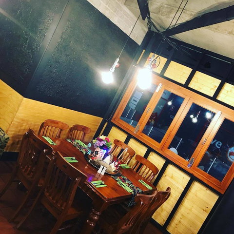 Two Brothers Mediterranean - Lightning Ridge Tourism 0