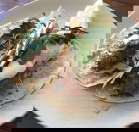 Canteen - Lightning Ridge Tourism