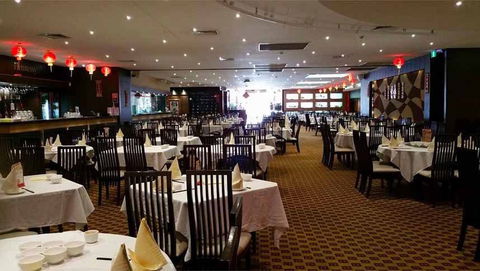 Iron Chef Chinese Seafood Restaurant - Lightning Ridge Tourism 0