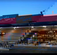 Sweet 'N' Savoury - Lightning Ridge Tourism
