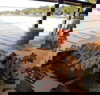 Longboard Bar and Grill - Lightning Ridge Tourism