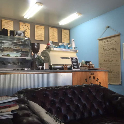 P'Nut Street Noodles - Windsor - Lightning Ridge Tourism 0