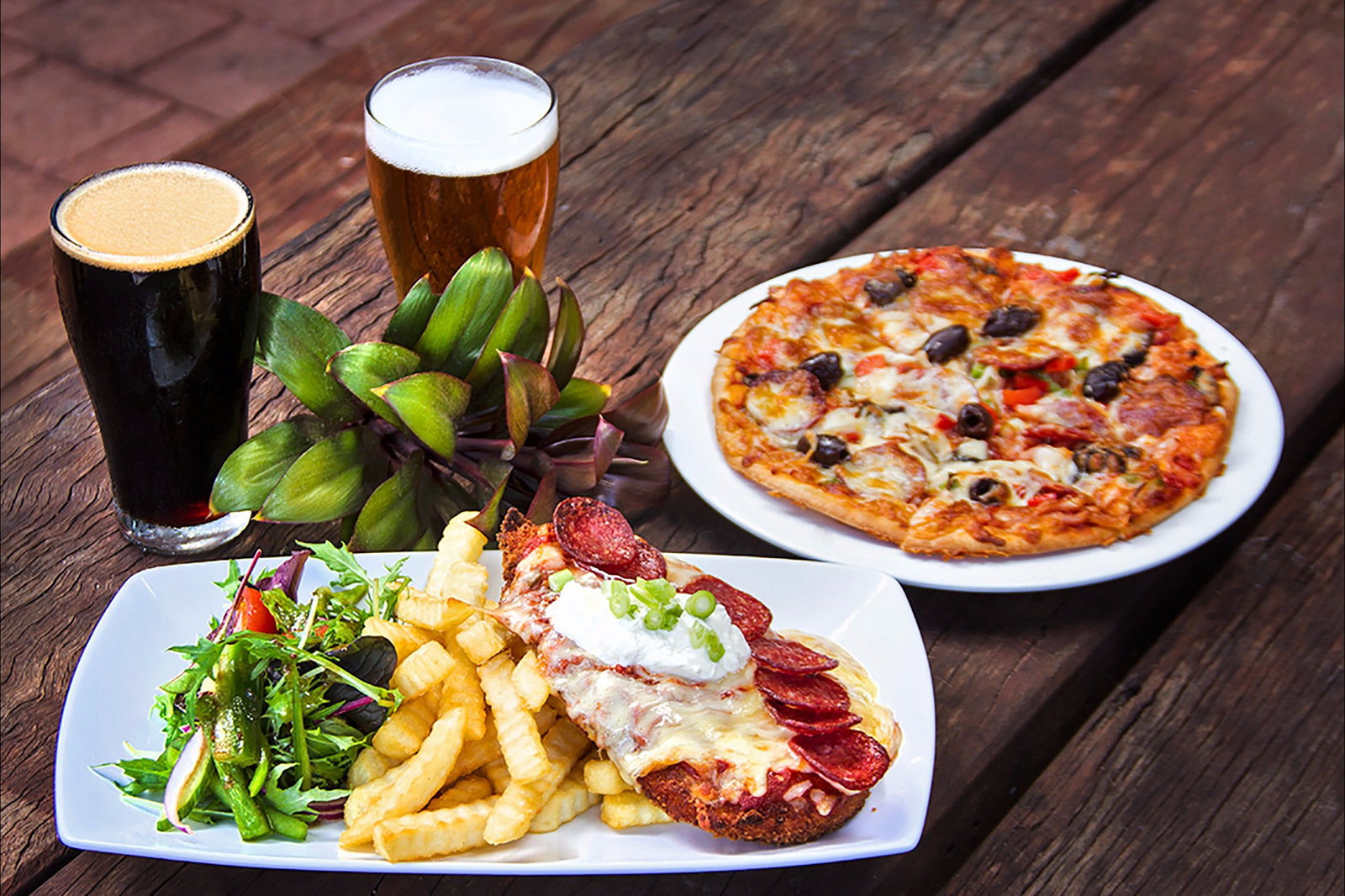  Lightning Ridge Tourism