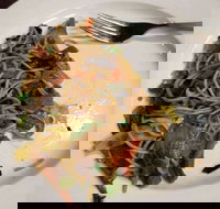 Chinaman Restaurant - Lightning Ridge Tourism