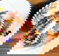 Carriage Cafe - Lightning Ridge Tourism