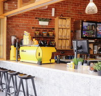 Le Roi Cafe - Lightning Ridge Tourism