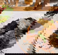 Headricks Lane - Lightning Ridge Tourism