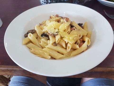 Palm Beach Paradise Cafe - Lightning Ridge Tourism 0