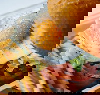 The Tuckshop - Lightning Ridge Tourism