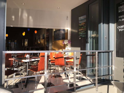 York Street Cafe - Lightning Ridge Tourism 0