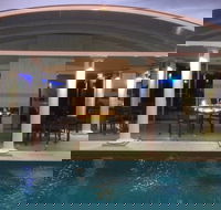 S-Que - Lightning Ridge Tourism