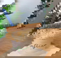 The Barking Dog - Lightning Ridge Tourism