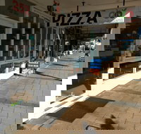 Two Italians Pizzeria - Lightning Ridge Tourism