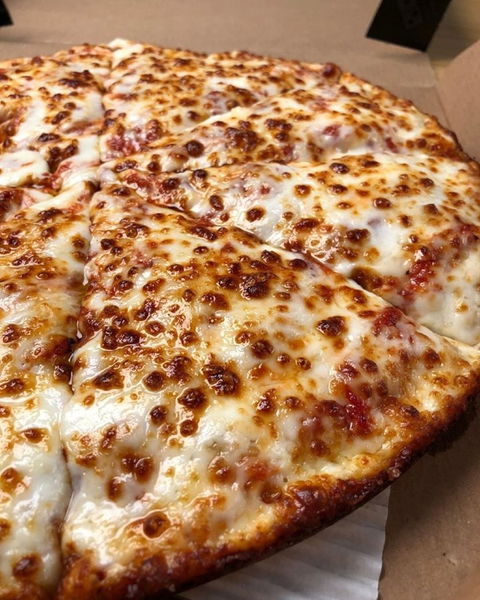 Domino's - Echuca - Lightning Ridge Tourism 0